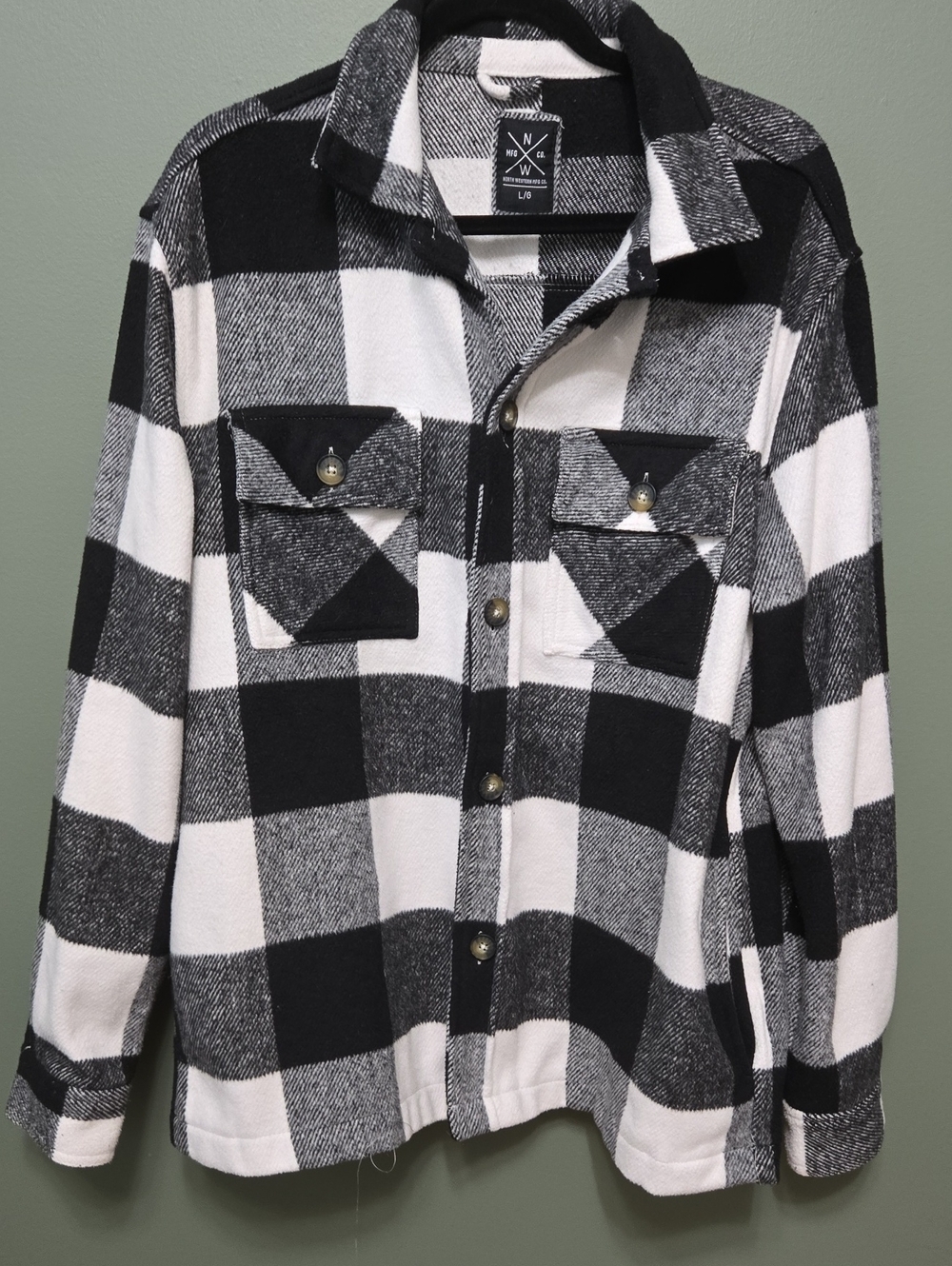 Men's Black & White Plaid Button-Up Shacket Sz L